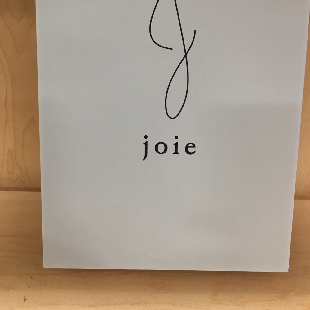 - Joie White Low top Womens Sneaker 👟 - Picture 6 of 8